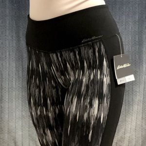 Eddie Bauer NWT Movement Capri Athletic Yoga Exercise Pants - Pieced Cinder